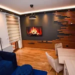 Pinevile Apartman 13